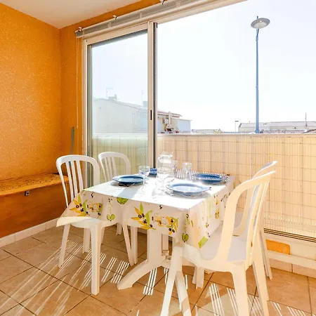 T2 Avec Wifi, Animaux Admis Et Parking à Saint-pierre-la-mer - Fr-1-409-280 Appartement