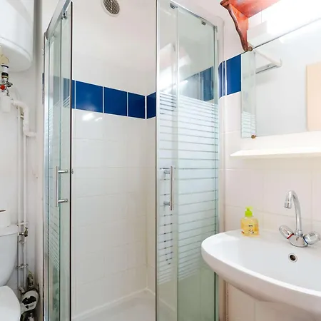 T2 Avec Wifi, Animaux Admis Et Parking à Saint-pierre-la-mer - Fr-1-409-280 * Fleury (Aude)