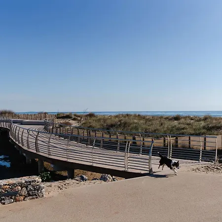 T2 Avec Wifi, Animaux Admis Et Parking à Saint-pierre-la-mer - Fr-1-409-280 * Fleury (Aude)