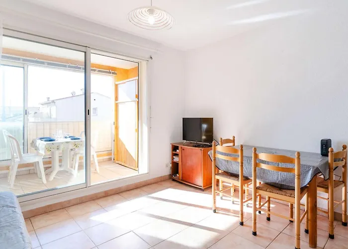 Apartament T2 Avec Wifi, Animaux Admis Et Parking A Saint-pierre-la-mer - Fr-1-409-280 *